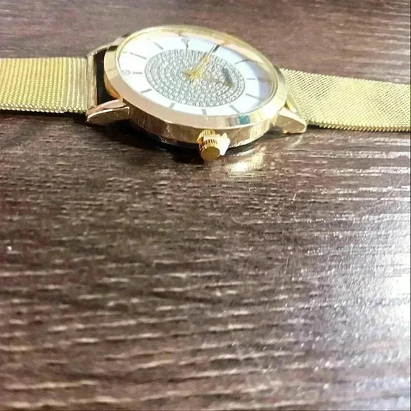 Simple rhinestone watch - Picture 4 of 6